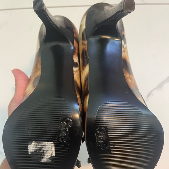 Carlos Santana Heels - Size: 8 - Picture 5 of 5